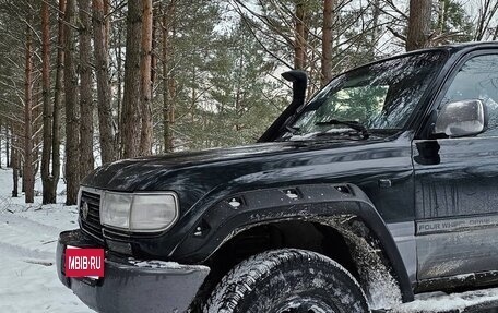Toyota Land Cruiser 80 рестайлинг, 1995 год, 2 200 000 рублей, 1 фотография