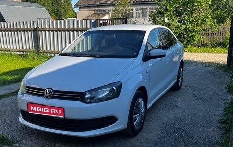 Volkswagen Polo VI (EU Market), 2014 год, 725 000 рублей, 1 фотография