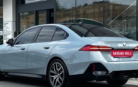 BMW 5 серия, 2024 год, 4 689 000 рублей, 2 фотография
