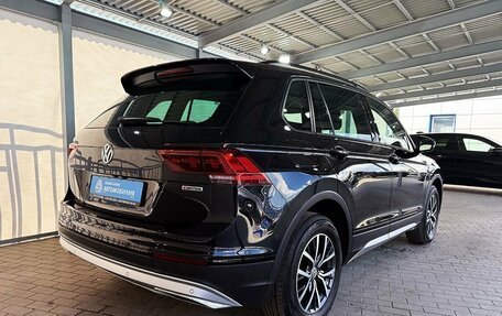 Volkswagen Tiguan II, 2019 год, 2 599 000 рублей, 5 фотография