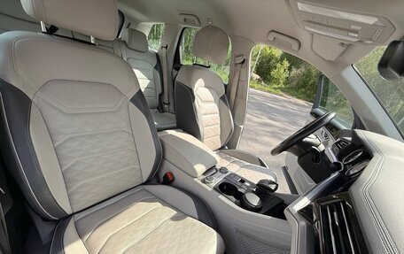 Volkswagen Touareg III, 2020 год, 5 750 000 рублей, 15 фотография