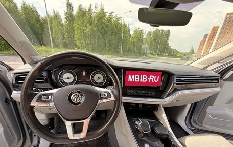 Volkswagen Touareg III, 2020 год, 5 750 000 рублей, 21 фотография