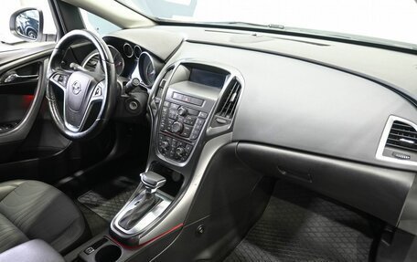 Opel Astra J, 2013 год, 979 900 рублей, 9 фотография