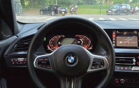 BMW 1 серия, 2019 год, 2 830 000 рублей, 12 фотография