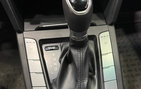 Hyundai Elantra VI рестайлинг, 2017 год, 1 649 900 рублей, 11 фотография