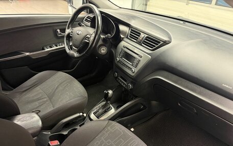 KIA Rio III рестайлинг, 2016 год, 959 000 рублей, 18 фотография