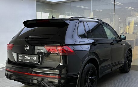 Volkswagen Tiguan II, 2021 год, 3 780 000 рублей, 6 фотография