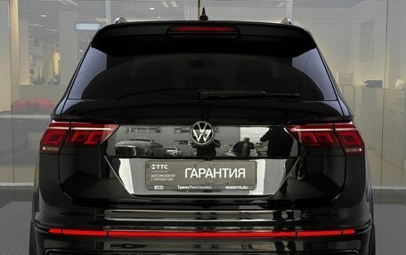 Volkswagen Tiguan II, 2021 год, 3 780 000 рублей, 7 фотография