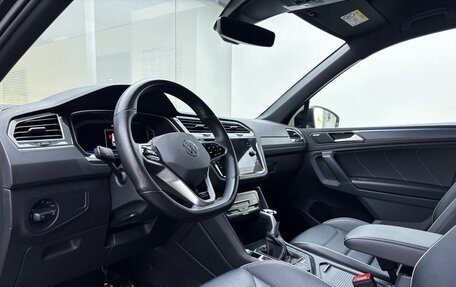 Volkswagen Tiguan II, 2021 год, 3 780 000 рублей, 20 фотография