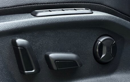Volkswagen Tiguan II, 2021 год, 3 780 000 рублей, 30 фотография