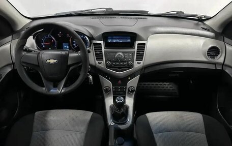 Chevrolet Cruze II, 2012 год, 690 000 рублей, 13 фотография