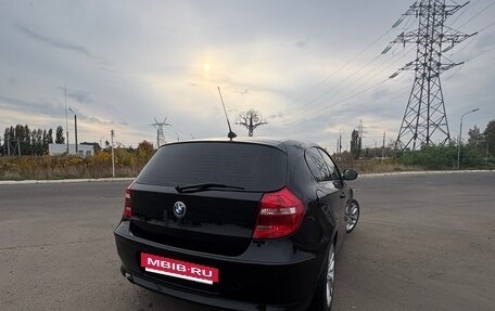 BMW 1 серия, 2011 год, 900 000 рублей, 4 фотография