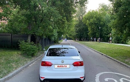 Volkswagen Jetta VI, 2013 год, 680 000 рублей, 3 фотография