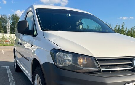 Volkswagen Caddy IV, 2015 год, 1 370 000 рублей, 2 фотография