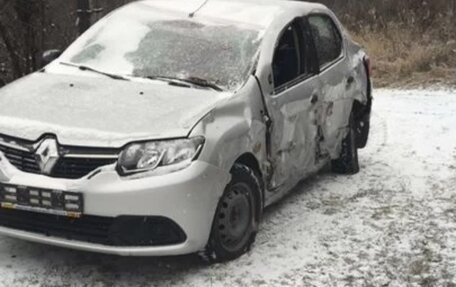 Renault Logan II, 2015 год, 350 000 рублей, 6 фотография