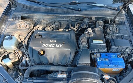 Hyundai Sonata VI, 2007 год, 600 000 рублей, 2 фотография