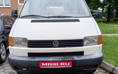 Volkswagen Transporter T4, 1999 год, 380 000 рублей, 1 фотография
