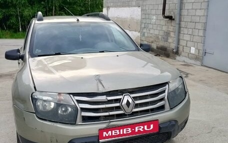 Renault Duster I рестайлинг, 2014 год, 650 000 рублей, 1 фотография