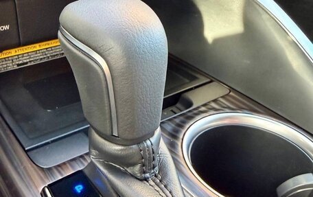Toyota Camry, 2018 год, 2 900 000 рублей, 11 фотография
