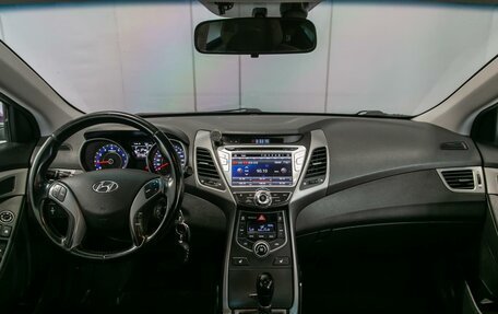 Hyundai Elantra V, 2015 год, 1 350 000 рублей, 13 фотография