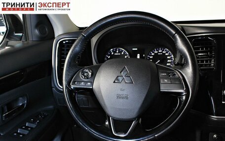 Mitsubishi Outlander III рестайлинг 3, 2021 год, 2 497 000 рублей, 11 фотография