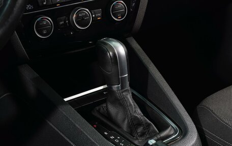 Volkswagen Jetta VI, 2016 год, 1 379 000 рублей, 17 фотография