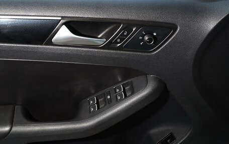 Volkswagen Jetta VI, 2016 год, 1 379 000 рублей, 20 фотография