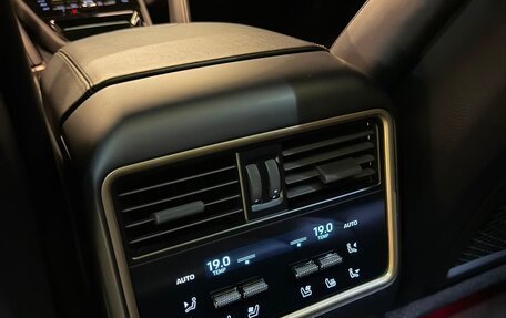 Porsche Cayenne III, 2023 год, 14 500 000 рублей, 13 фотография