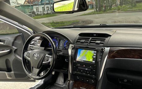 Toyota Camry, 2017 год, 2 200 000 рублей, 9 фотография