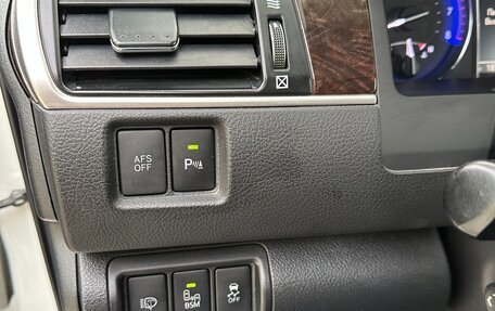 Toyota Camry, 2017 год, 2 200 000 рублей, 14 фотография