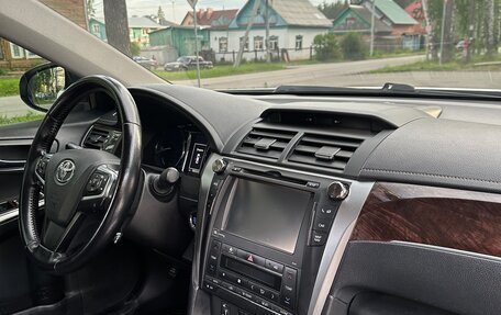Toyota Camry, 2017 год, 2 200 000 рублей, 23 фотография