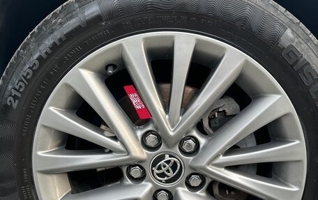 Toyota Camry, 2017 год, 2 200 000 рублей, 30 фотография