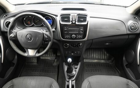 Renault Sandero II рестайлинг, 2014 год, 889 000 рублей, 8 фотография