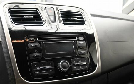 Renault Sandero II рестайлинг, 2014 год, 889 000 рублей, 14 фотография