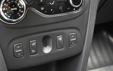 Renault Sandero II рестайлинг, 2014 год, 889 000 рублей, 16 фотография