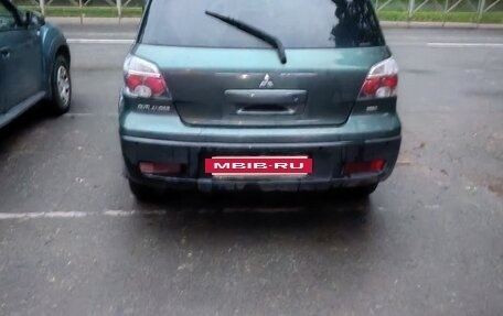Mitsubishi Outlander III рестайлинг 3, 2004 год, 320 000 рублей, 6 фотография