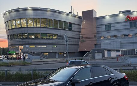Mercedes-Benz E-Класс, 2011 год, 1 900 000 рублей, 4 фотография