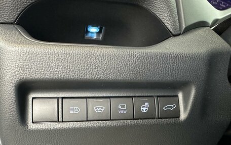 Toyota RAV4, 2021 год, 4 090 000 рублей, 19 фотография