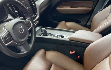 Volvo XC60 II, 2020 год, 3 950 000 рублей, 6 фотография