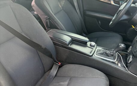 Mercedes-Benz C-Класс, 2009 год, 750 000 рублей, 2 фотография