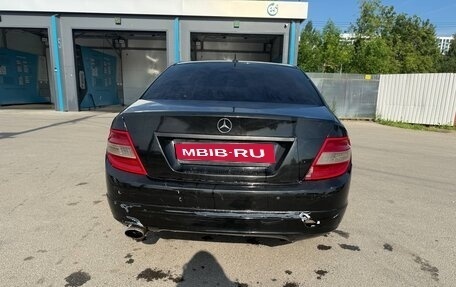 Mercedes-Benz C-Класс, 2009 год, 750 000 рублей, 7 фотография