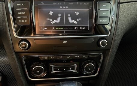 Skoda Superb III рестайлинг, 2010 год, 764 000 рублей, 13 фотография