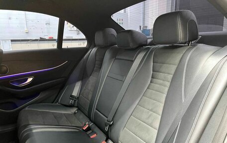 Mercedes-Benz E-Класс, 2017 год, 3 199 900 рублей, 24 фотография