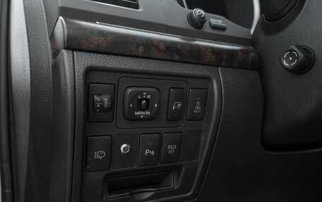 Toyota Land Cruiser 200, 2008 год, 2 340 000 рублей, 25 фотография