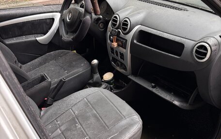 Renault Logan I, 2011 год, 180 000 рублей, 6 фотография