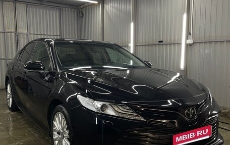 Toyota Camry, 2018 год, 2 830 000 рублей, 1 фотография