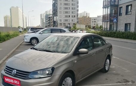 Volkswagen Polo VI (EU Market), 2015 год, 1 050 000 рублей, 1 фотография