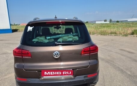 Volkswagen Tiguan I, 2015 год, 1 400 000 рублей, 5 фотография