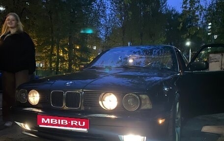 BMW 5 серия, 1992 год, 490 000 рублей, 23 фотография