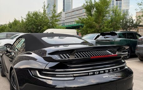 Porsche 911, 2023 год, 25 600 000 рублей, 6 фотография